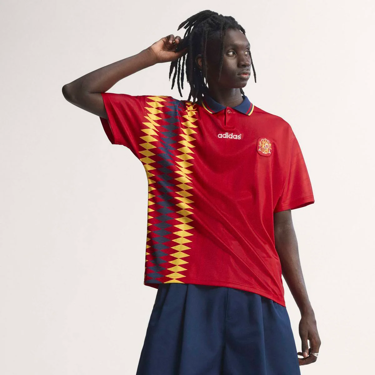 Spain Home Jersey 1994 - Collegiate Red - Image 7