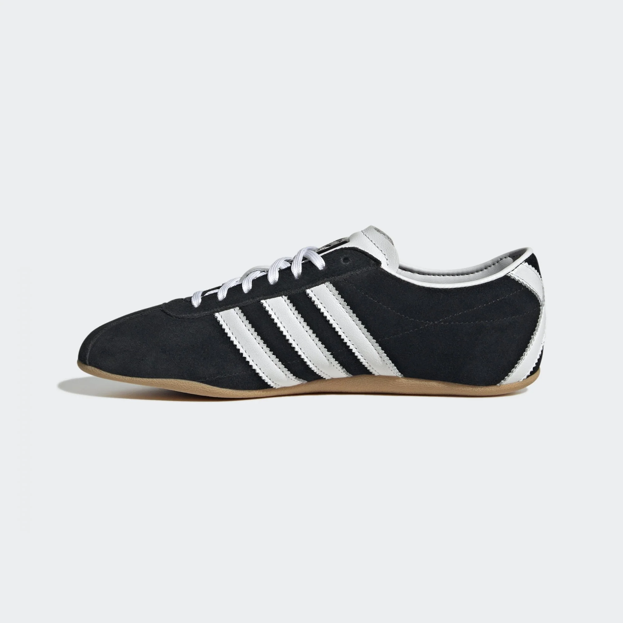 W' Tokyo - Core Black / Cloud White / Gum - Image 4