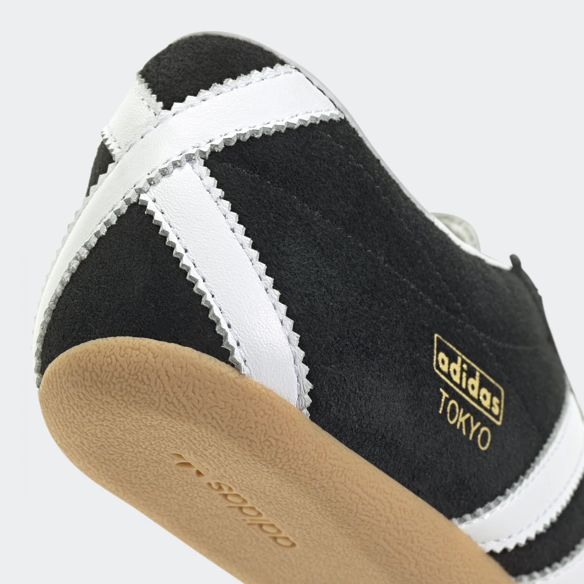 W' Tokyo - Core Black / Cloud White / Gum - Image 8