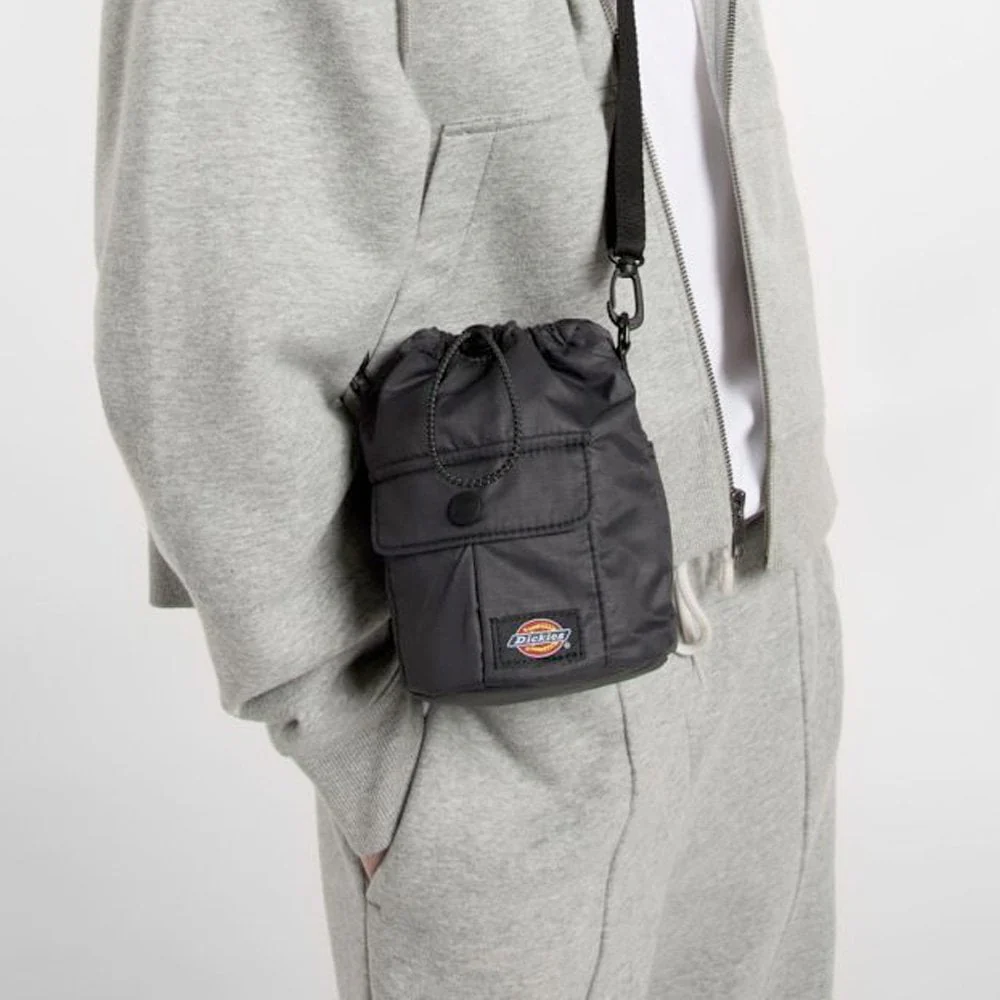 Unionville Pouch - Black - Image 5