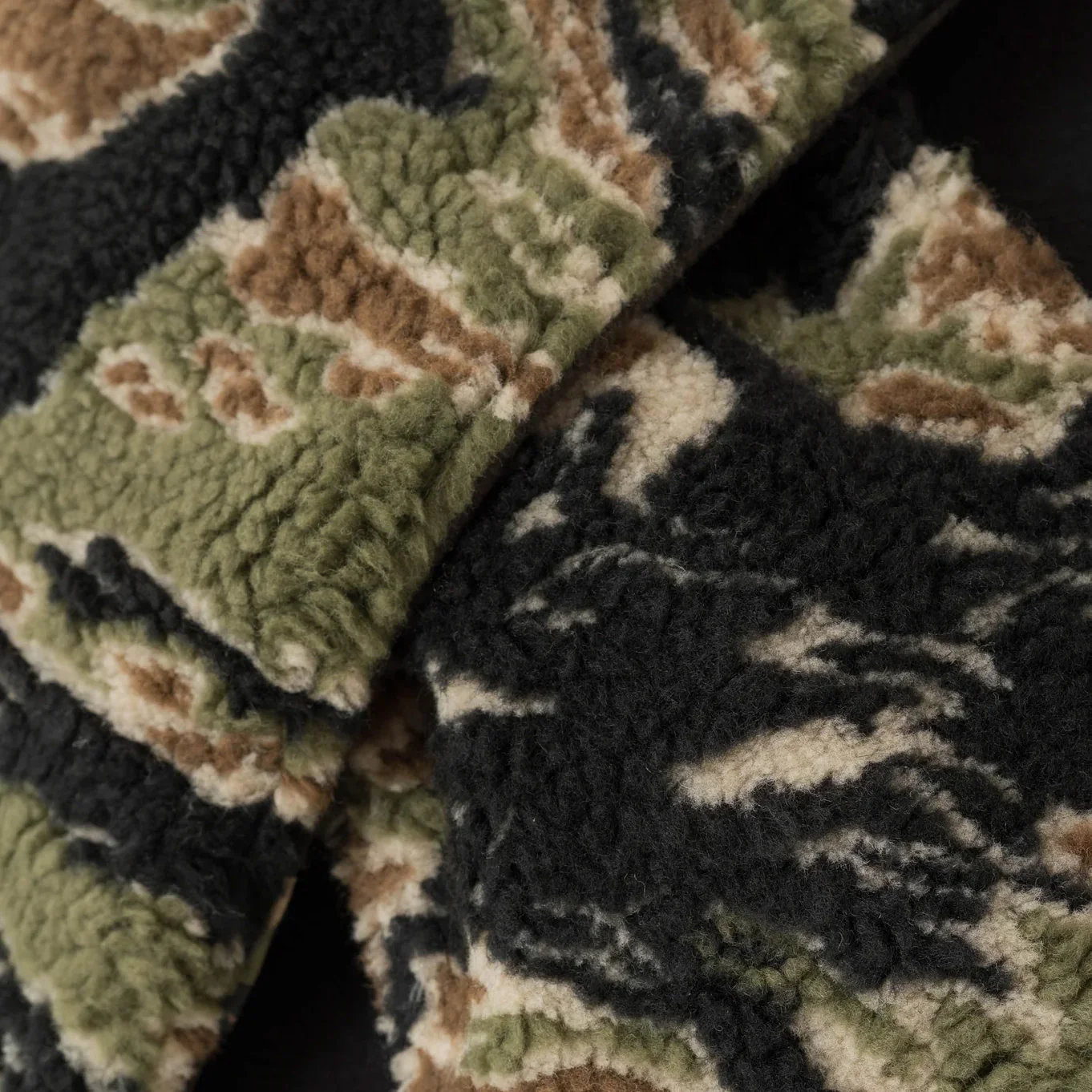 7160 Bonsai Tigerstripe Scarf Mint Gold - Image 3