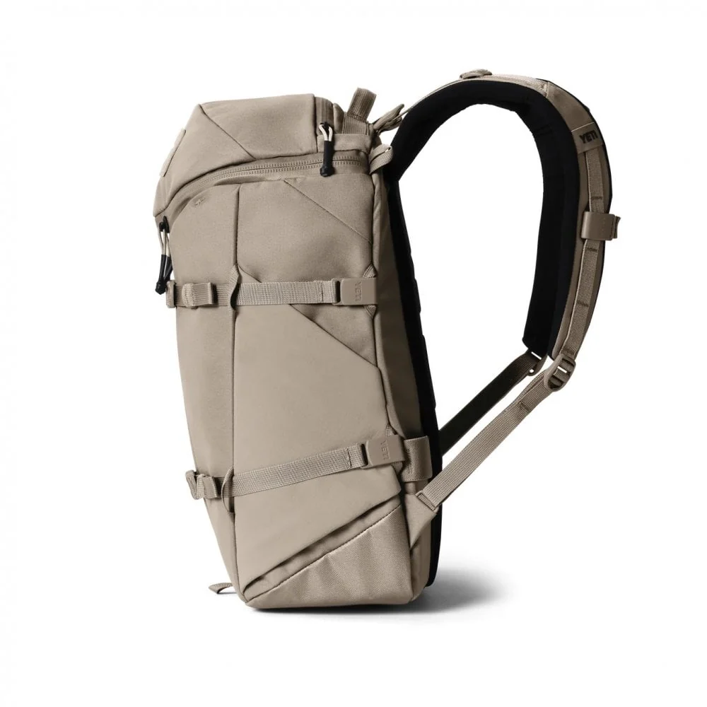 Ranchero™ 22L Backpack - Cape Dark Taupe - Image 10